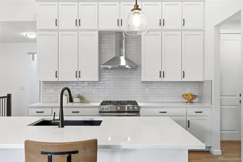 $829,900 | 8283 South Queen Street, Littleton, CO 80127