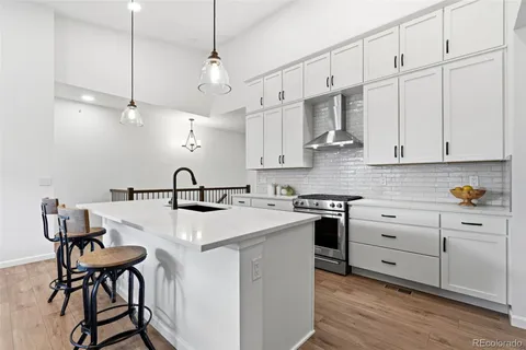 $829,900 | 8283 South Queen Street, Littleton, CO 80127