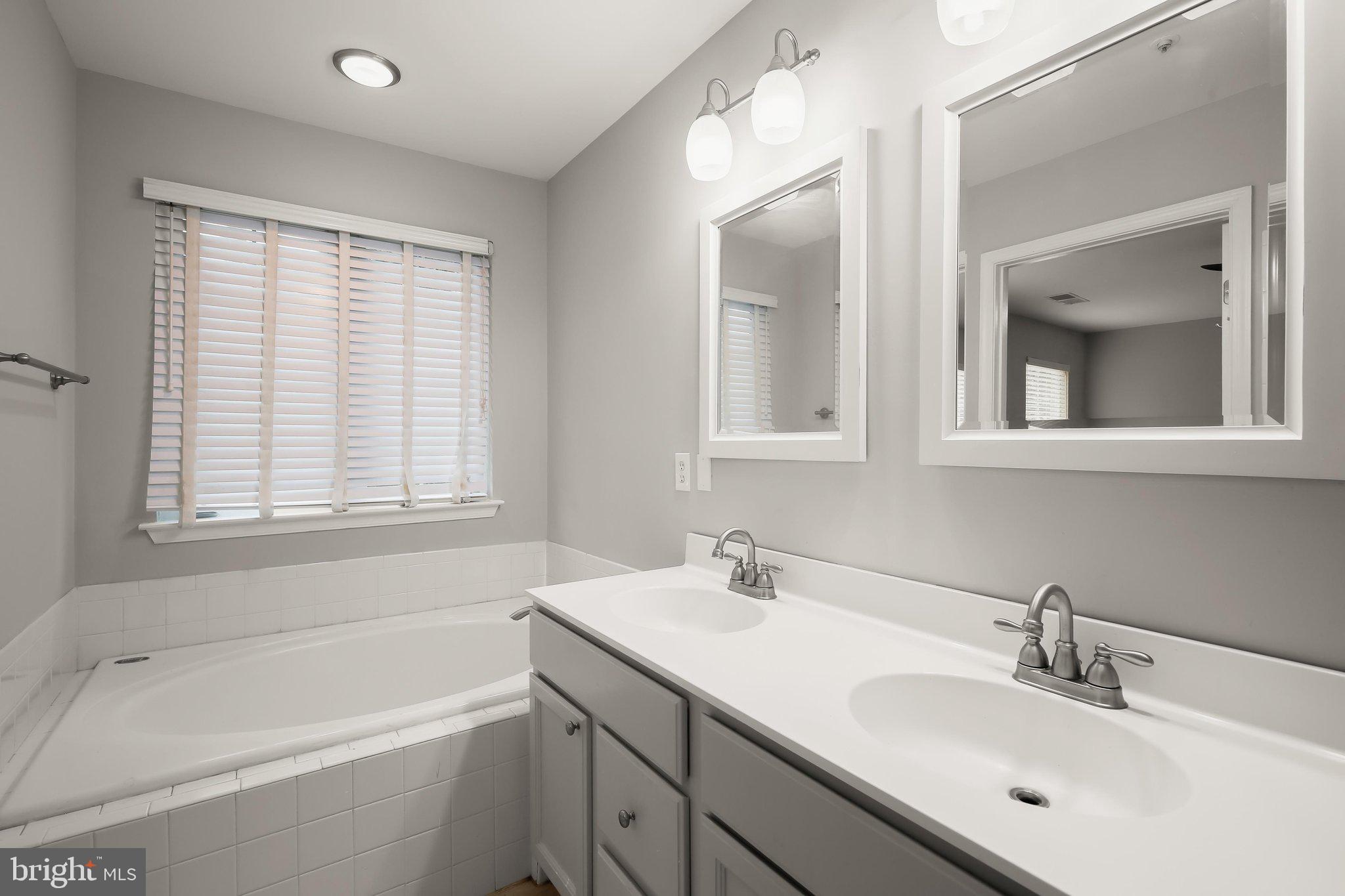 9868 Sherwood Farm Road Owings Mills, MD 21117 - Photo 24 of 55 Primary Bath