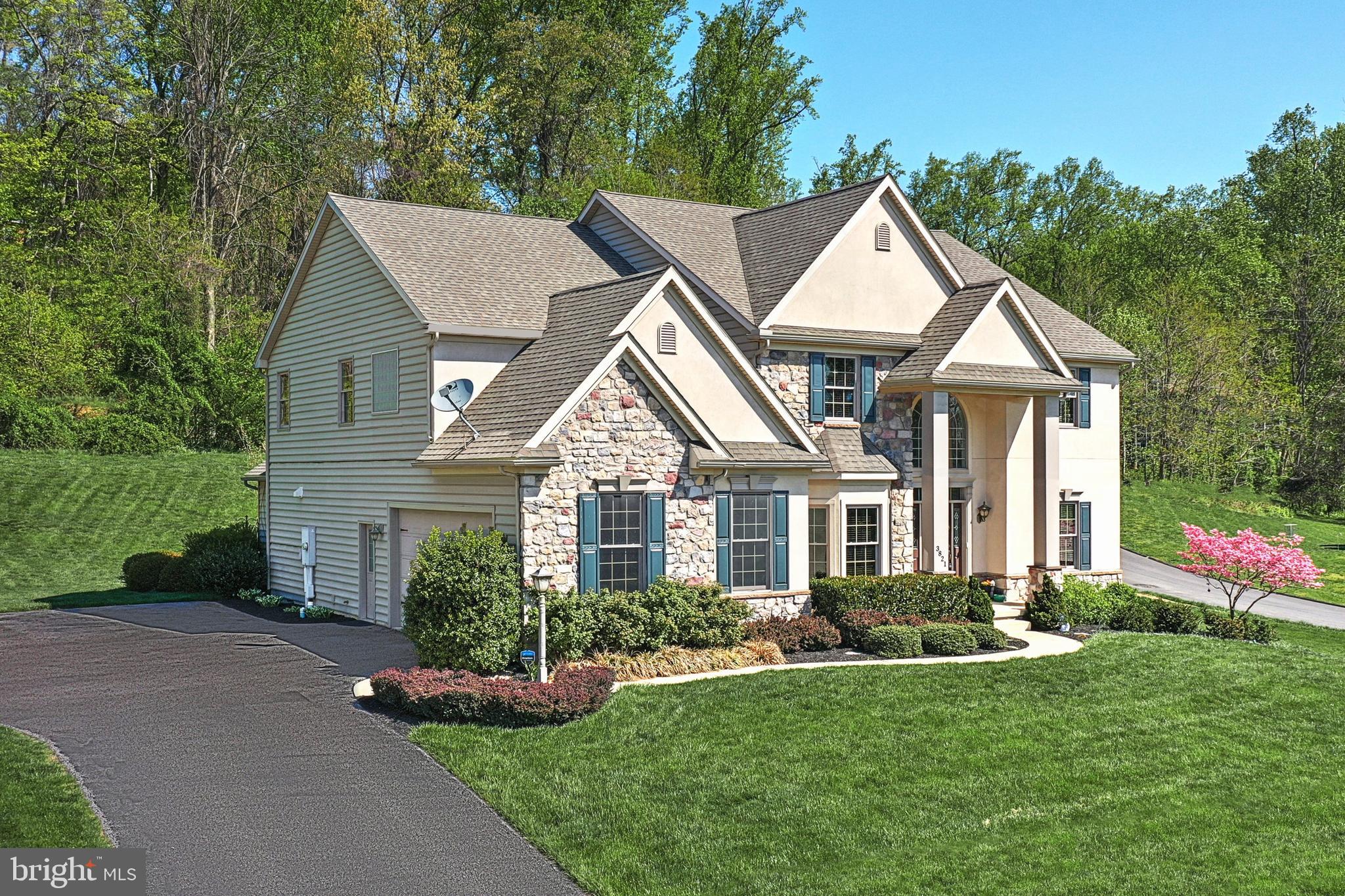 3821 Pleasant Valley Road York, PA 17406 - Photo 2 of 52 Gallery Image 2
