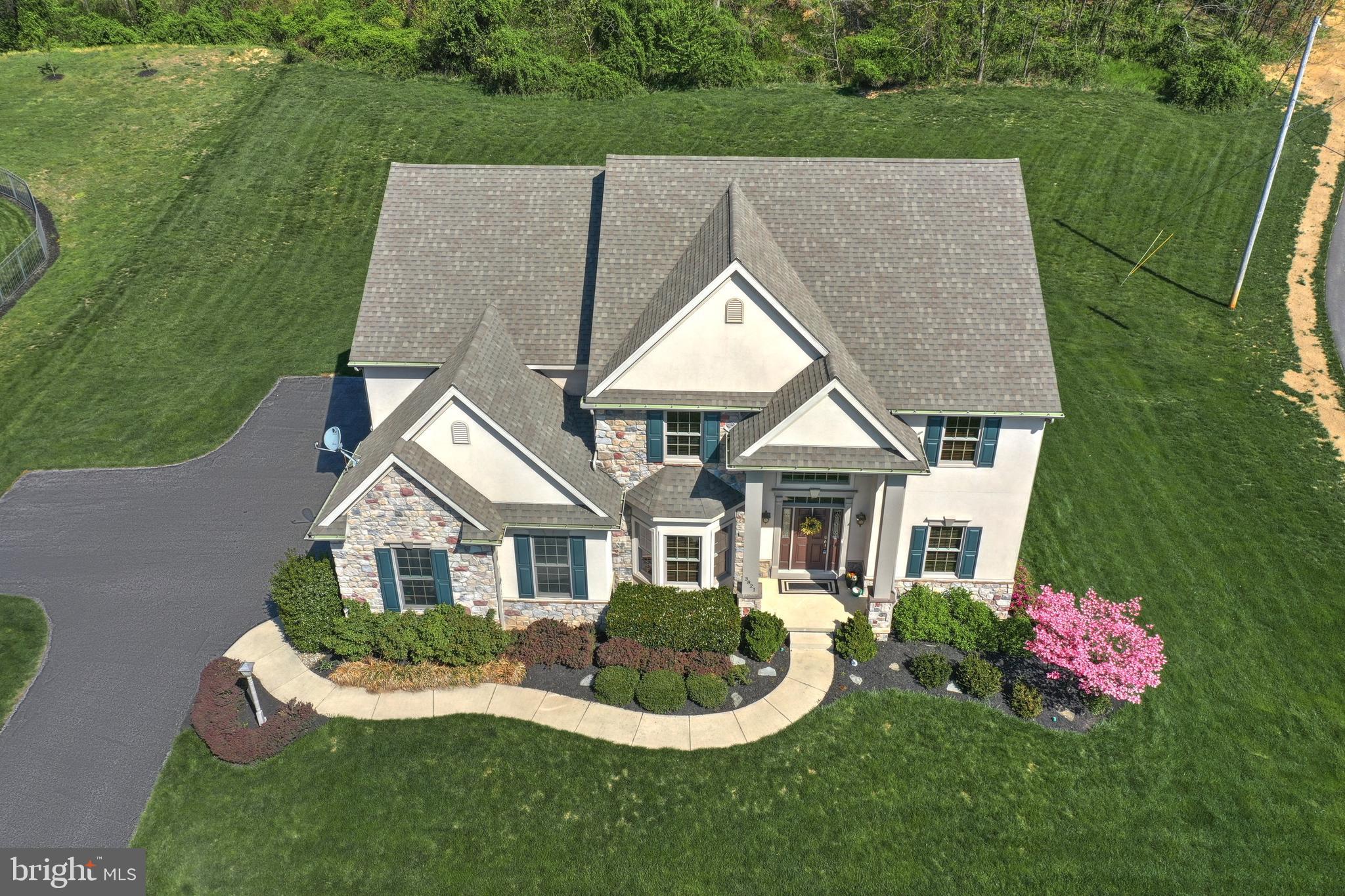 3821 Pleasant Valley Road York, PA 17406 - Photo 4 of 52 Gallery Image 4
