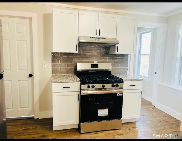 $2,100 | 107 East Pearl Street, Torrington, CT 06790