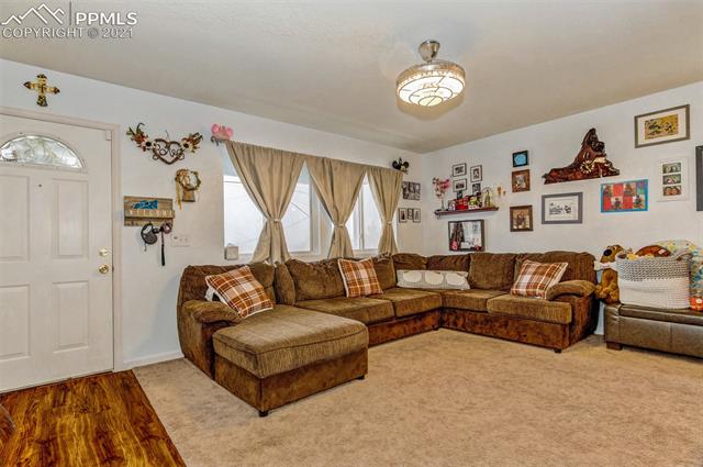 6510 Leesburg Road Colorado Springs, CO 80922 - Photo 3 of 28 Gallery Image 3