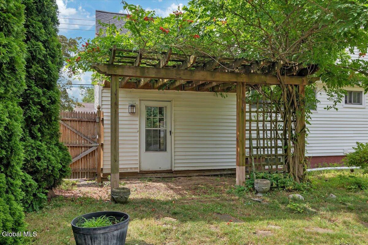 1200 Highbridge Road Rotterdam, NY 12303 - Photo 35 of 44 50-P1486915