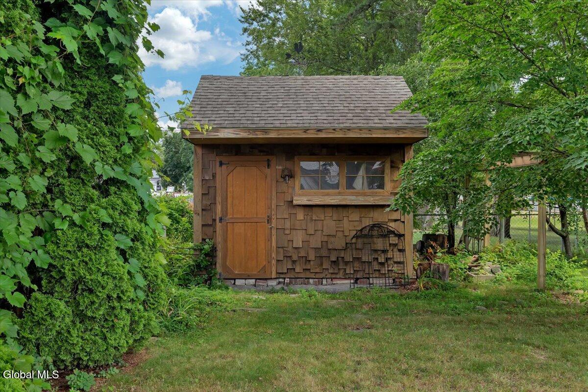 1200 Highbridge Road Rotterdam, NY 12303 - Photo 38 of 44 44-P1486885