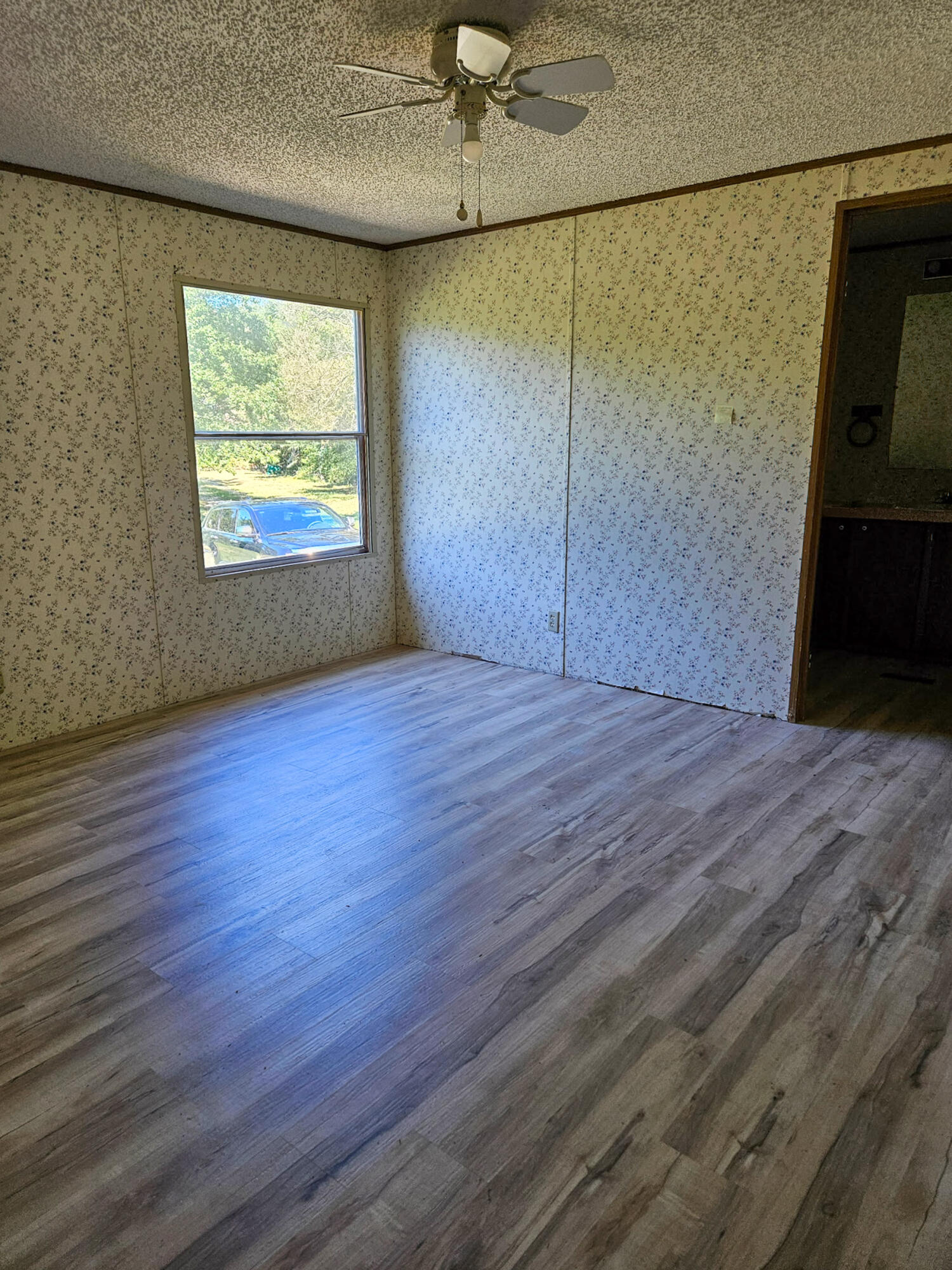 998 Post Oak Road Willow Springs, MO 65793 - Photo 9 of 29 4824370622463657508-2