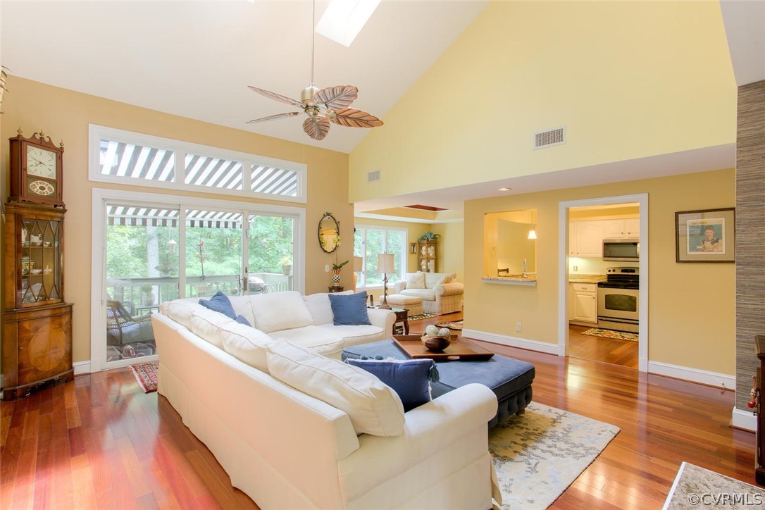 3131 Stony Point Road, Unit UB Richmond, VA 23235 - Photo 4 of 26 Gallery Image 4