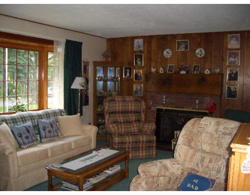 53 Paxton Road Spencer, MA 01562 - Photo 4 of 6 Gallery Image 4