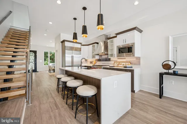 $3,320,000 | 3550 Whitehaven Parkway Northwest, Washington, DC 20007