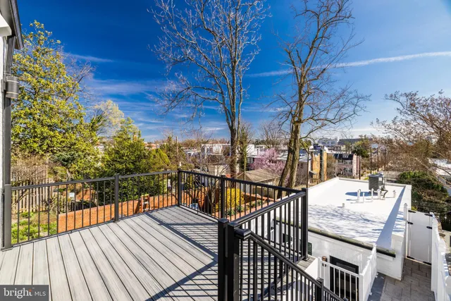 $3,320,000 | 3550 Whitehaven Parkway Northwest, Washington, DC 20007
