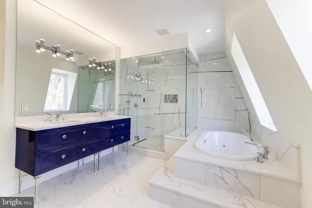 $3,320,000 | 3550 Whitehaven Parkway Northwest, Washington, DC 20007