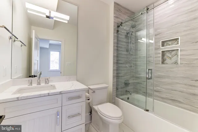 $3,320,000 | 3550 Whitehaven Parkway Northwest, Washington, DC 20007