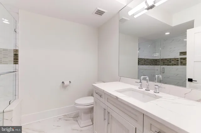 $3,320,000 | 3550 Whitehaven Parkway Northwest, Washington, DC 20007