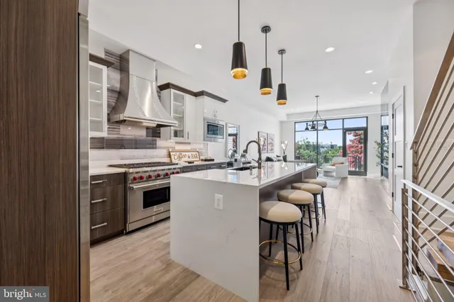 $3,320,000 | 3550 Whitehaven Parkway Northwest, Washington, DC 20007