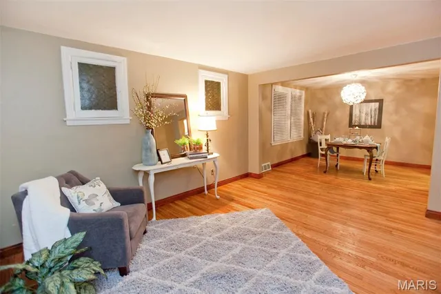 $2,200 | 6425 Arthur Avenue, St. Louis, MO 63139