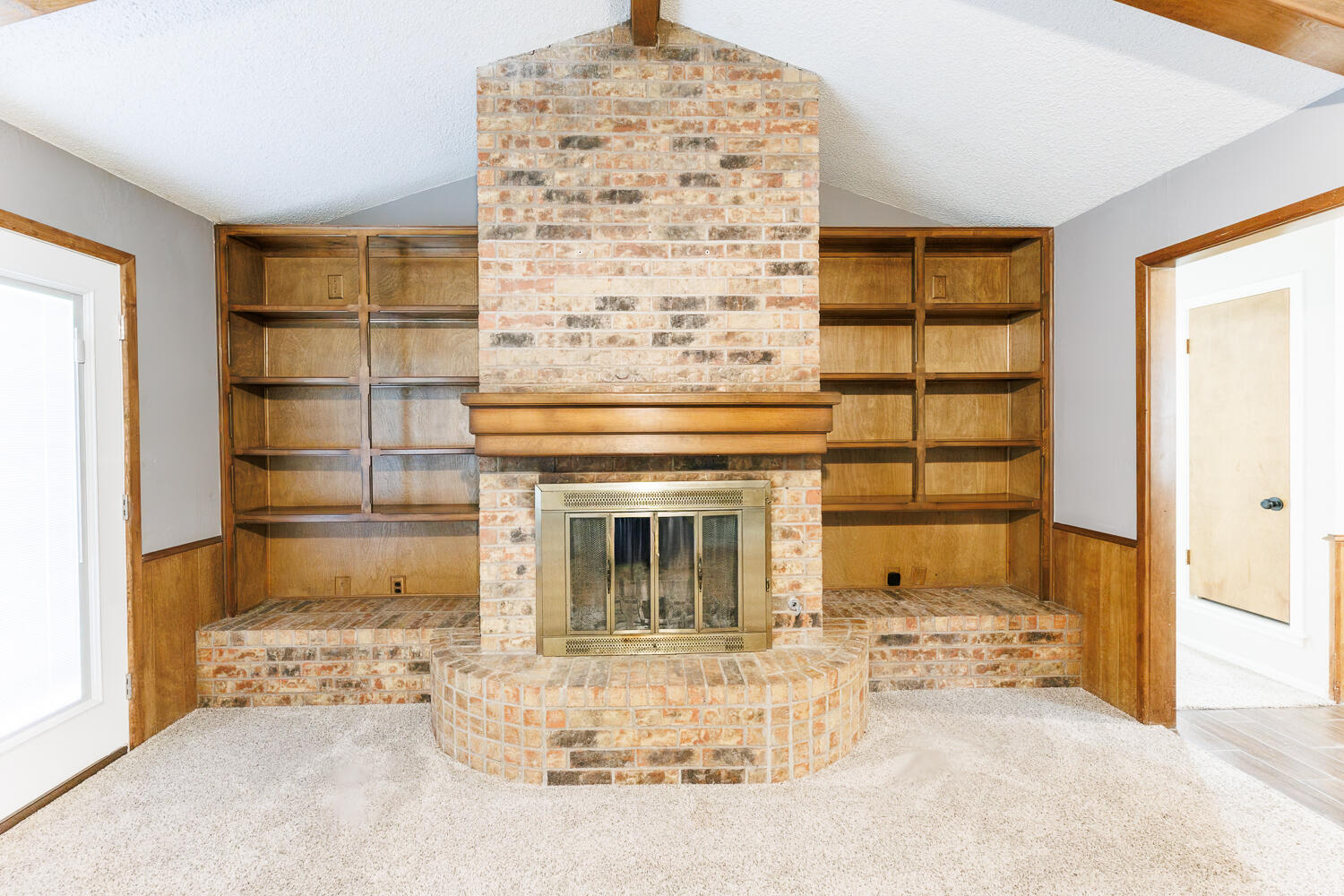 1412 Quaker Street Slaton, TX 79364 - Photo 6 of 42 Living Area