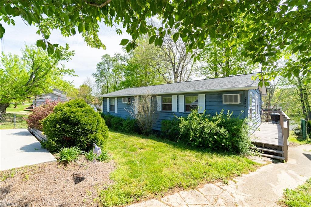 2136 Riverview Road Lexington, NC 27292 - Photo 3 of 34