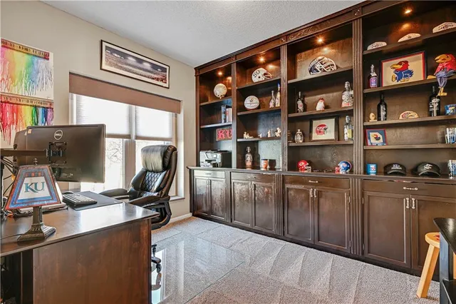 $559,950 | 18995 West 116th Street, Olathe, KS 66061