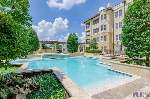 $3,000 | 990 Stanford Avenue, Unit 318, Baton Rouge, LA 70808