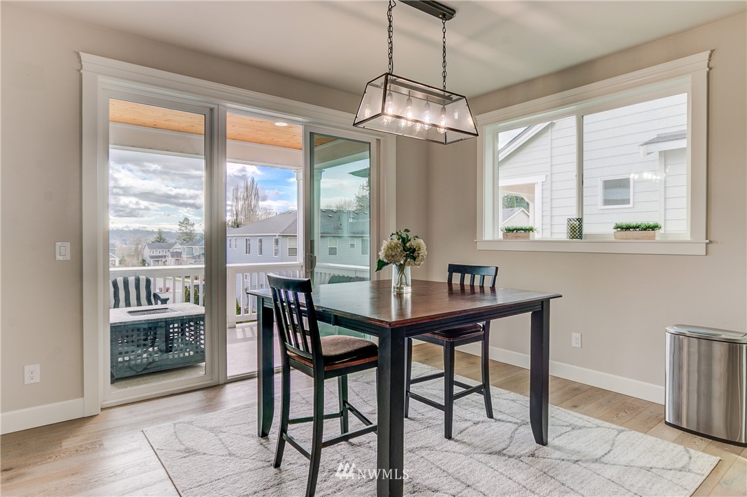 107 242nd Street Southeast Bothell, WA 98021 - Photo 8 of 40