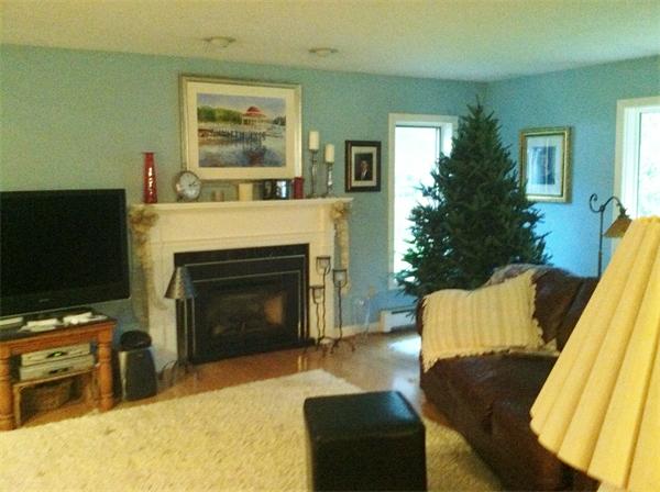 4 Old Neck Road Manchester, MA 01944 - Photo 6 of 11 Gallery Image 6