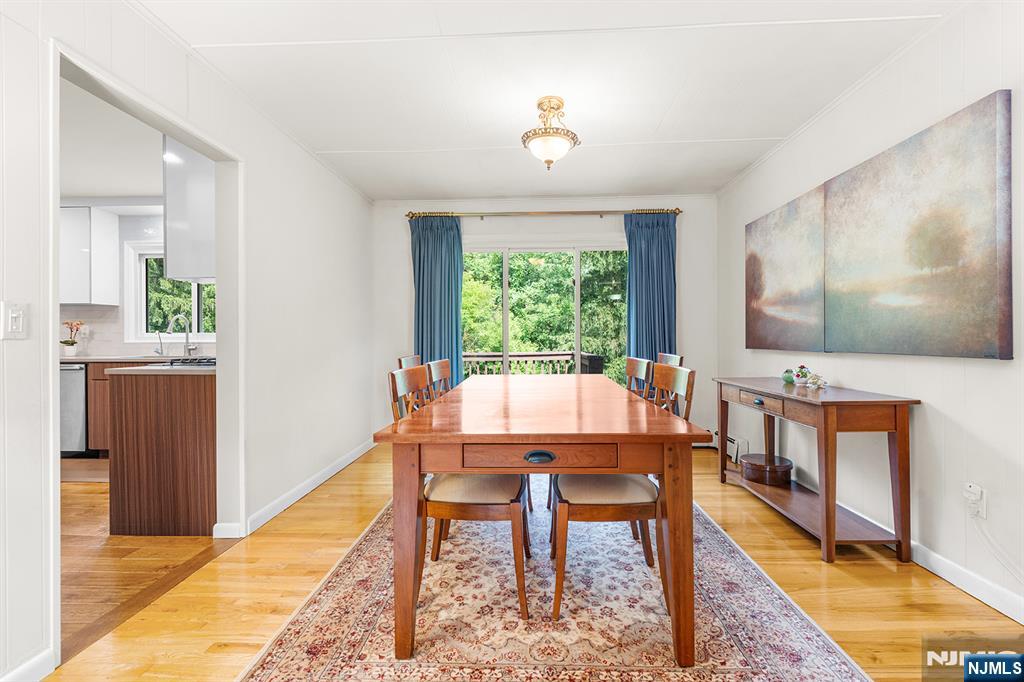 31 Brook Street Closter, NJ 07624 - Photo 8 of 35