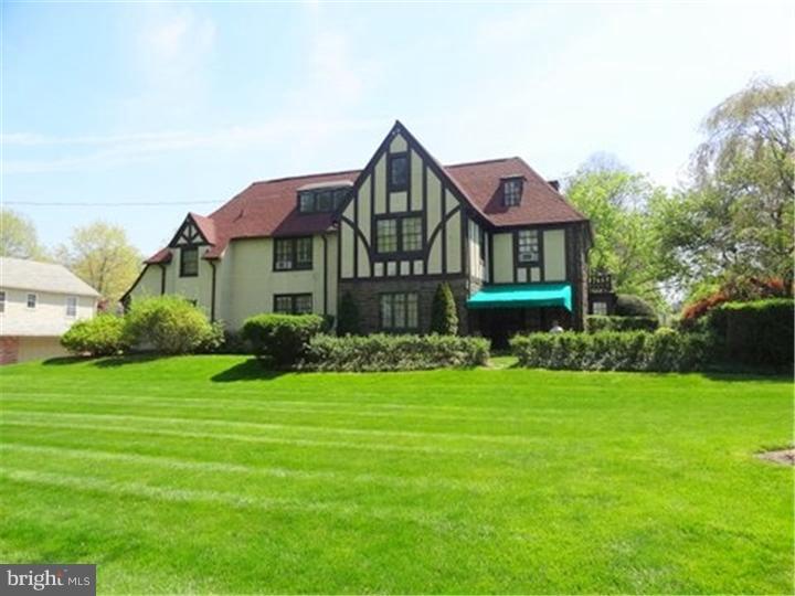140 Golfview Road Ardmore, PA 19003 - Photo 3 of 21 Exterior Back