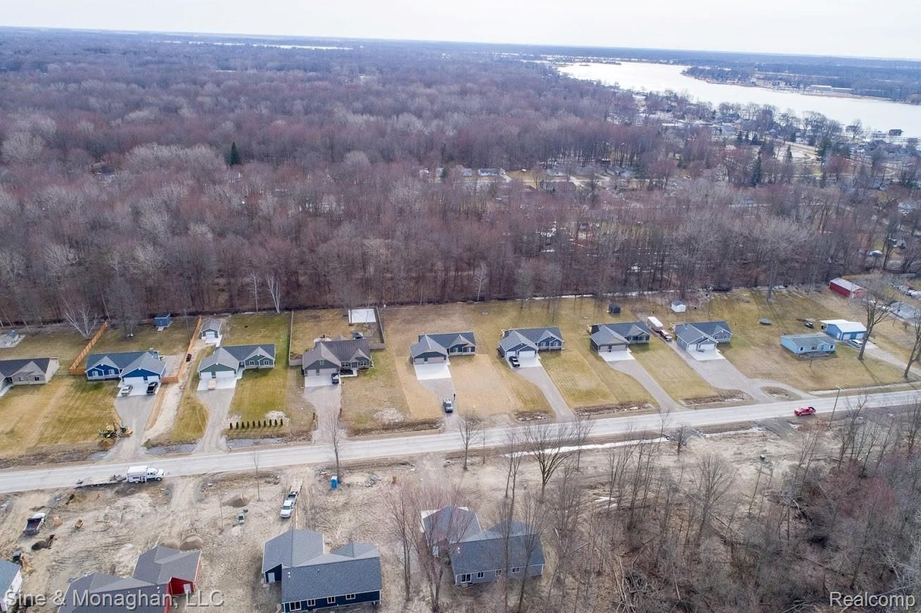 9430 Folkert Road Algonac, MI 48001 - Photo 59 of 61 9430-59.jpg