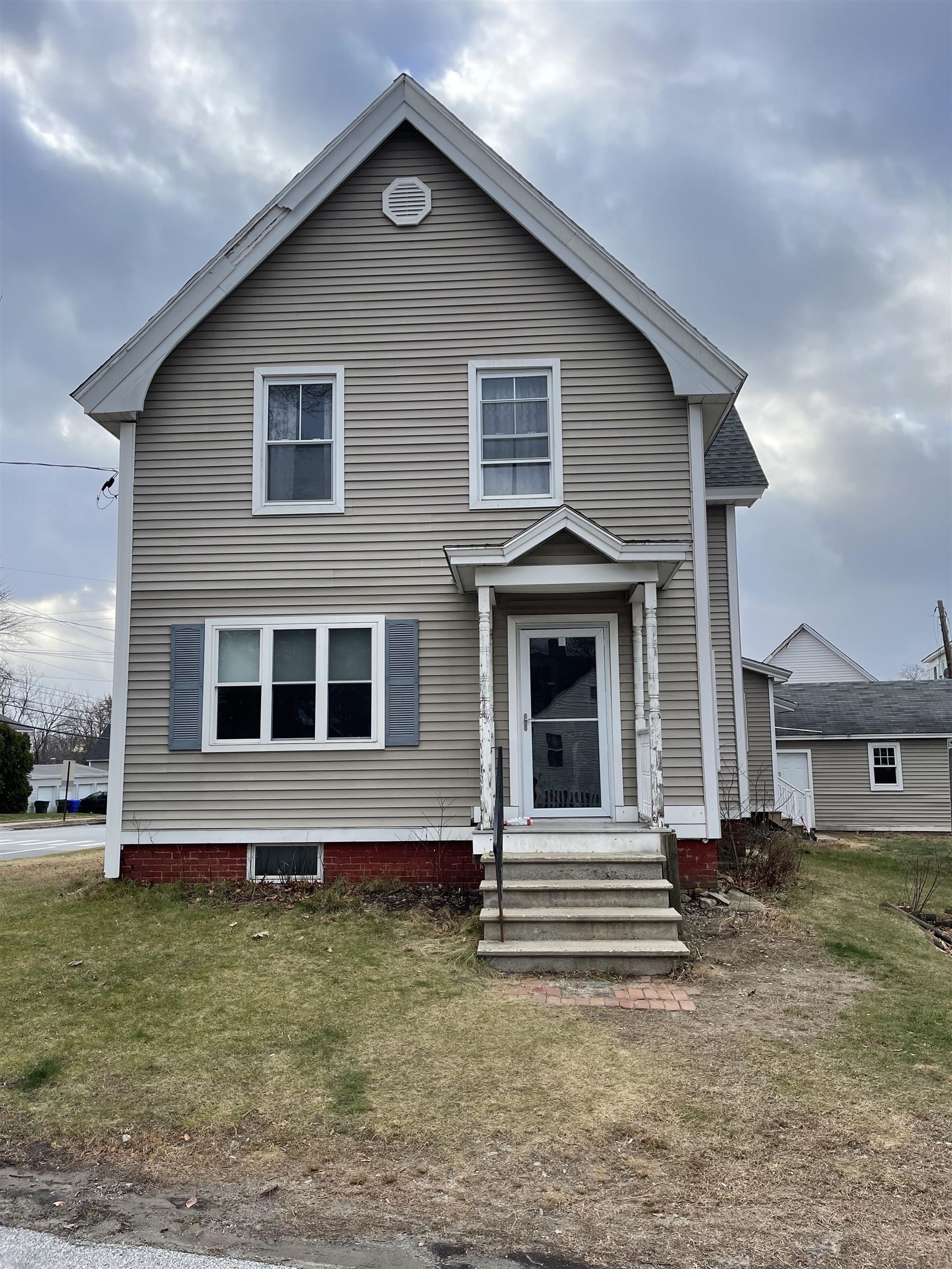 240 Candia Road Manchester, NH 03109 - Photo 1 of 1