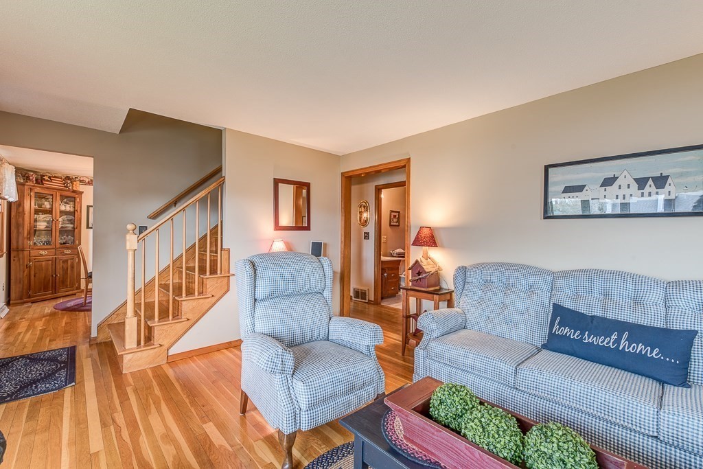 4 David Drive Blackstone, MA 01504 - Photo 7 of 42