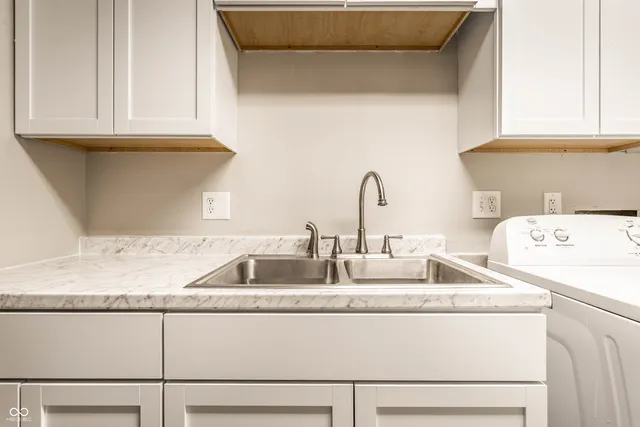 $1,600 | 4839 Oakwood Trail, Indianapolis, IN 46268