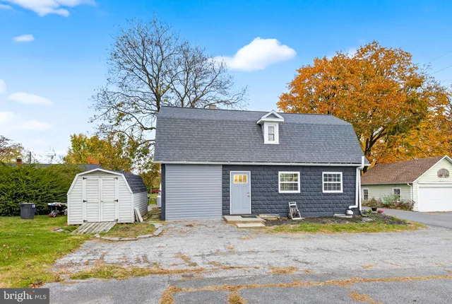 $310,000 | 6 South Avenue, Landisville, PA 17538