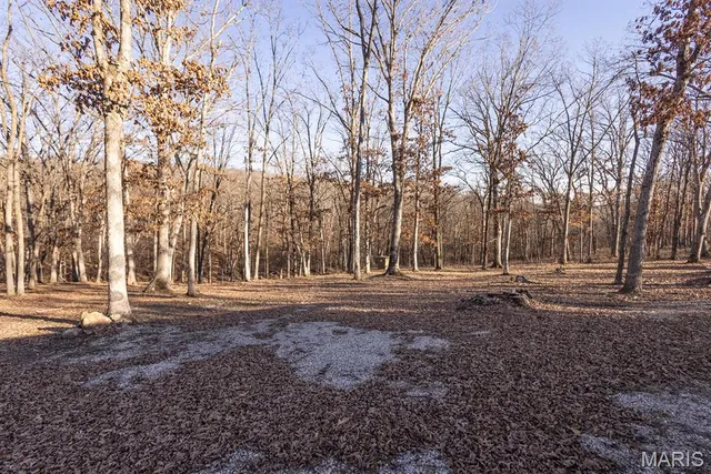 $360,000 | 15394 Villa Drive, Monroe City, MO 63456