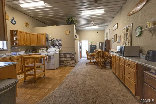 $360,000 | 15394 Villa Drive, Monroe City, MO 63456