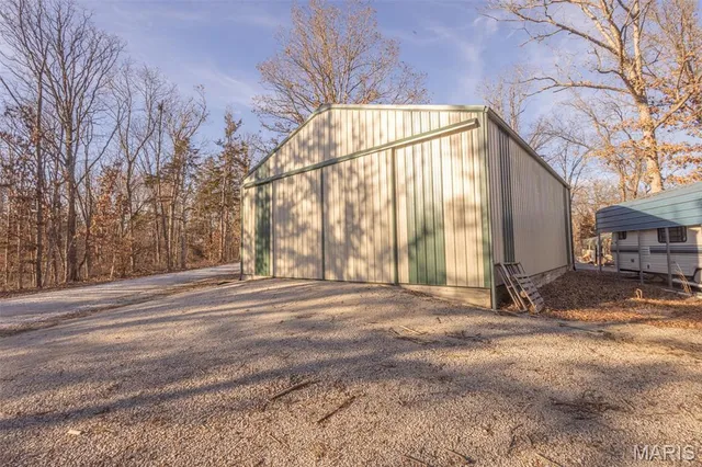 $360,000 | 15394 Villa Drive, Monroe City, MO 63456