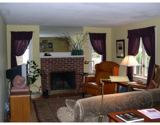 25 Standish Road Lynn, MA 01904 - Photo 5 of 20 Gallery Image 5