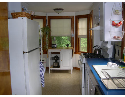 25 Standish Road Lynn, MA 01904 - Photo 7 of 20 Gallery Image 7