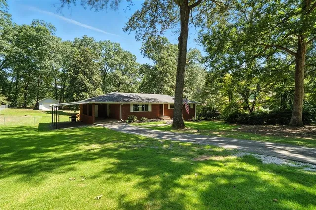 $375,000 | 1784 Hammond Woods Circle Southwest, Marietta, GA 30008