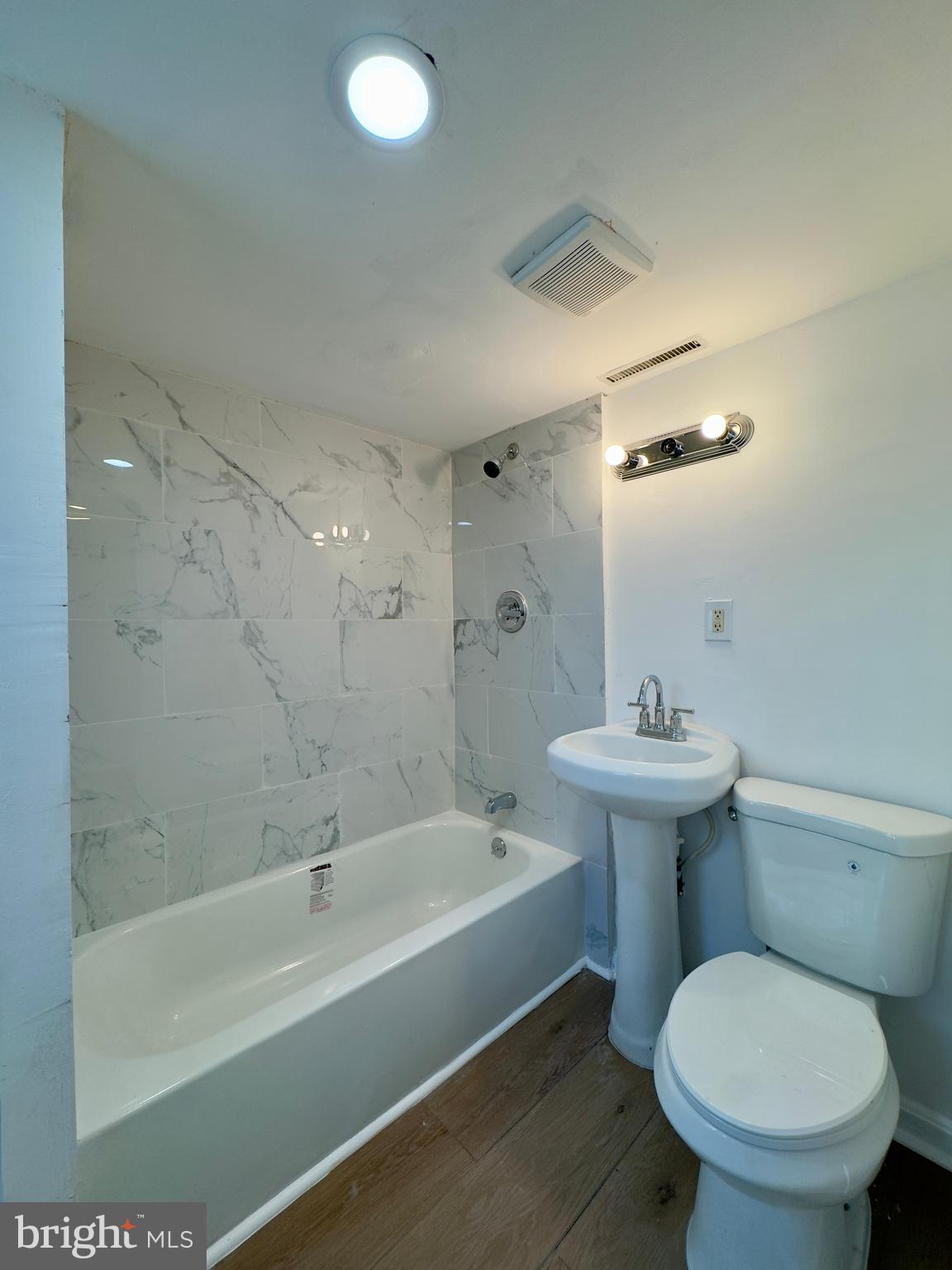 8252 Longpoint Road Baltimore, MD 21222 - Photo 13 of 16