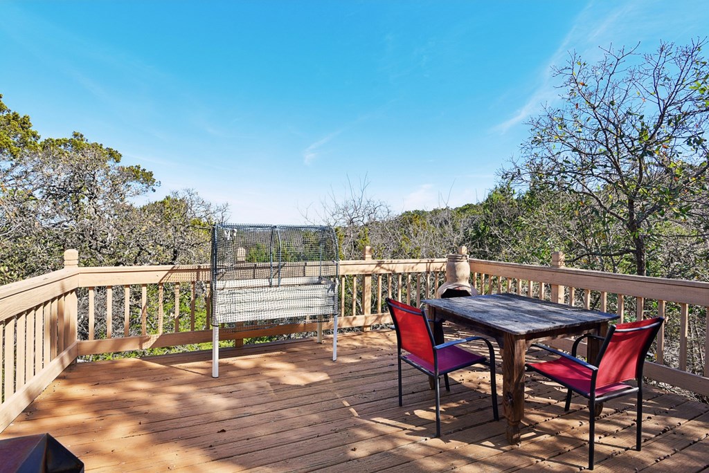 115 South Codrington Kerrville, TX 78028 - Photo 26 of 33 a view of a chairs and table on the deck