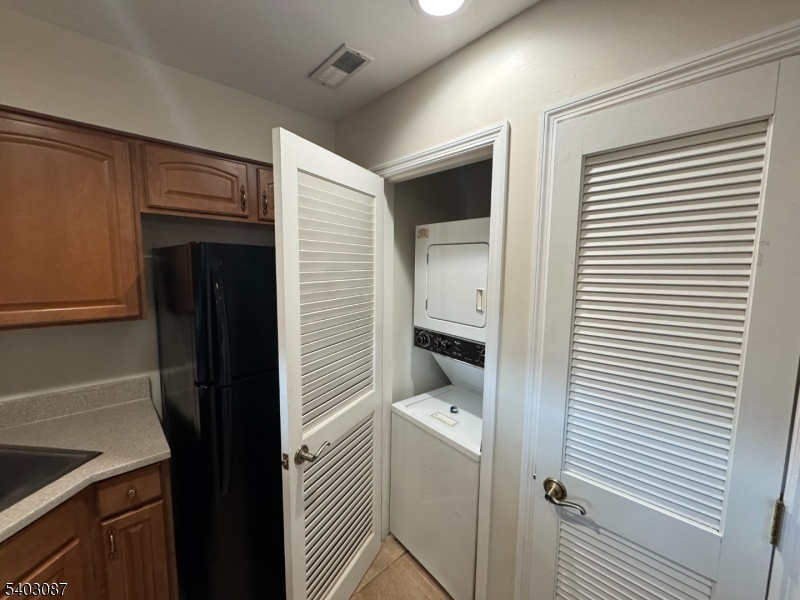 3 Telemark Drive, Unit 12 Vernon, NJ 07462 - Photo 11 of 14 a bathroom with a sink and a shower
