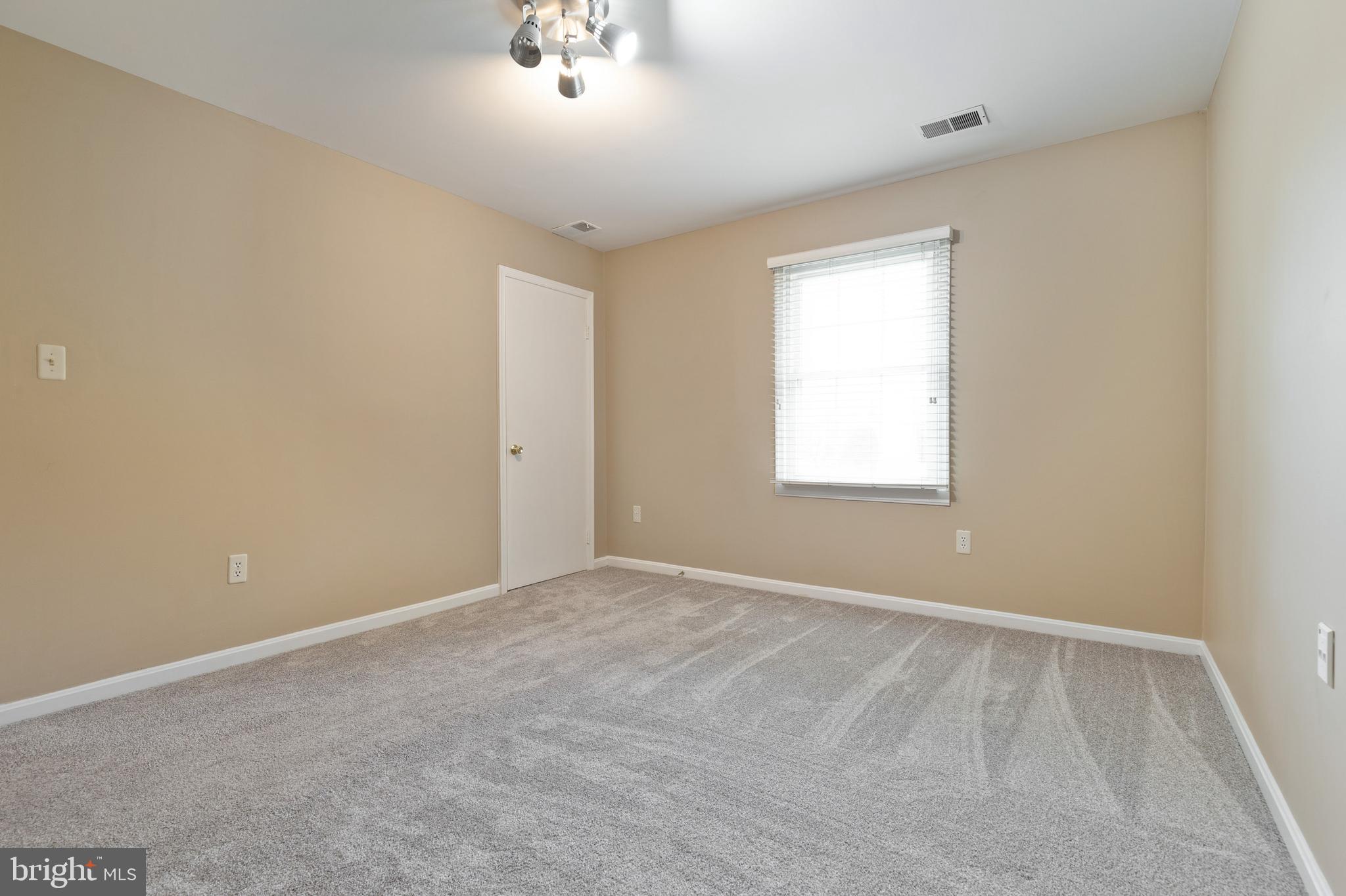8317 Timber Brook Lane Springfield, VA 22153 - Photo 31 of 40 Gallery Image 31