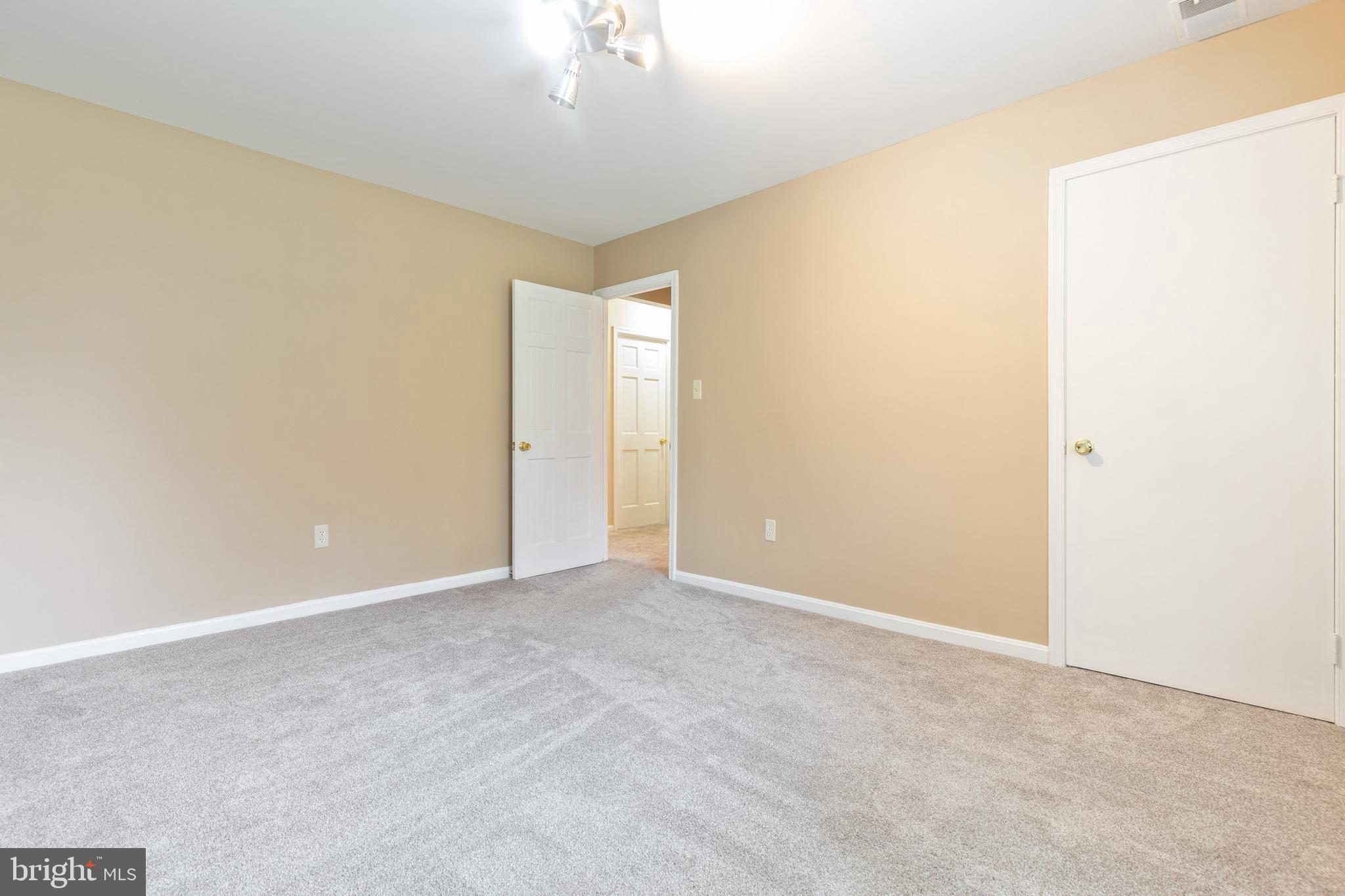 8317 Timber Brook Lane Springfield, VA 22153 - Photo 32 of 40 Gallery Image 32