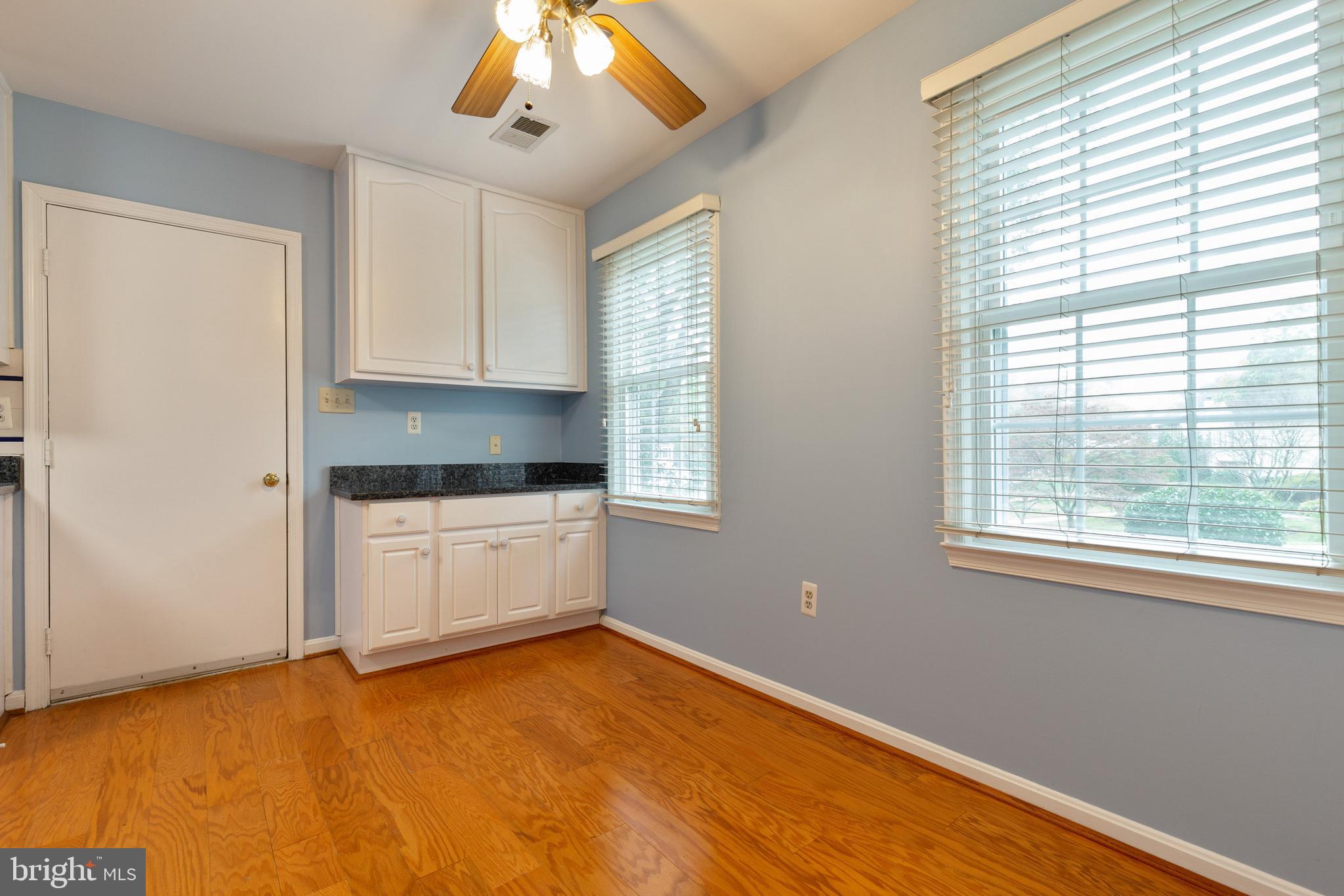 8317 Timber Brook Lane Springfield, VA 22153 - Photo 9 of 40 Gallery Image 9