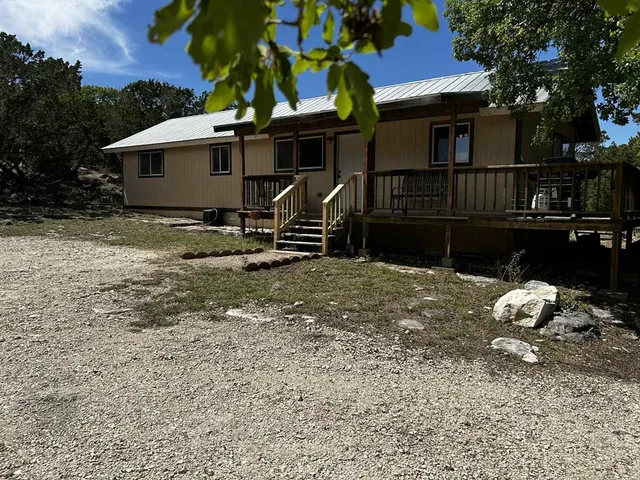 $1,550 | 221 Keith Boulevard, Kerrville, TX 78028