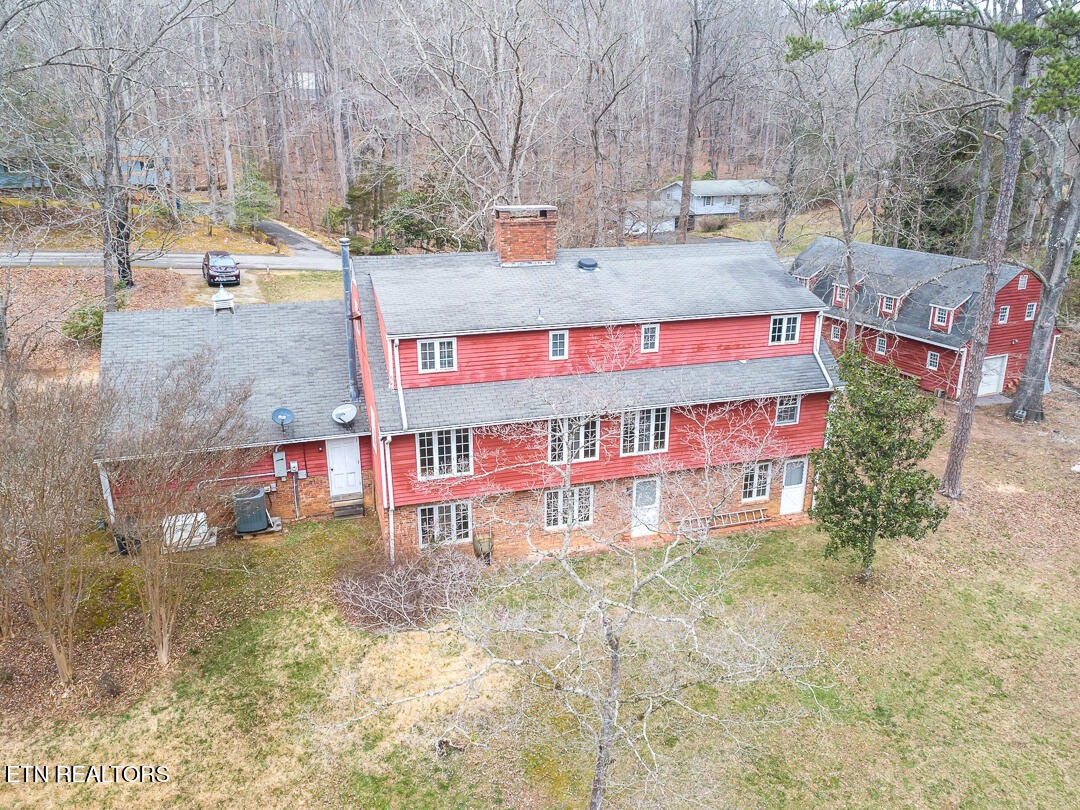 52 Deer Ridge Road Norris, TN 37828 - Photo 6 of 31 063260303-1-52DeerRidgeRdNorrisTn-Back o