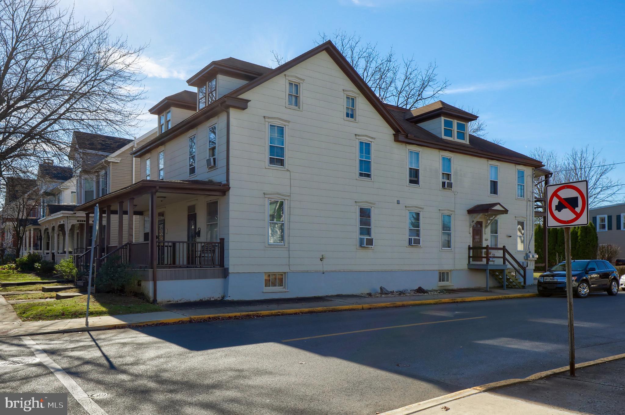 200 South Broad Street Lititz, PA 17543 - Photo 4 of 59