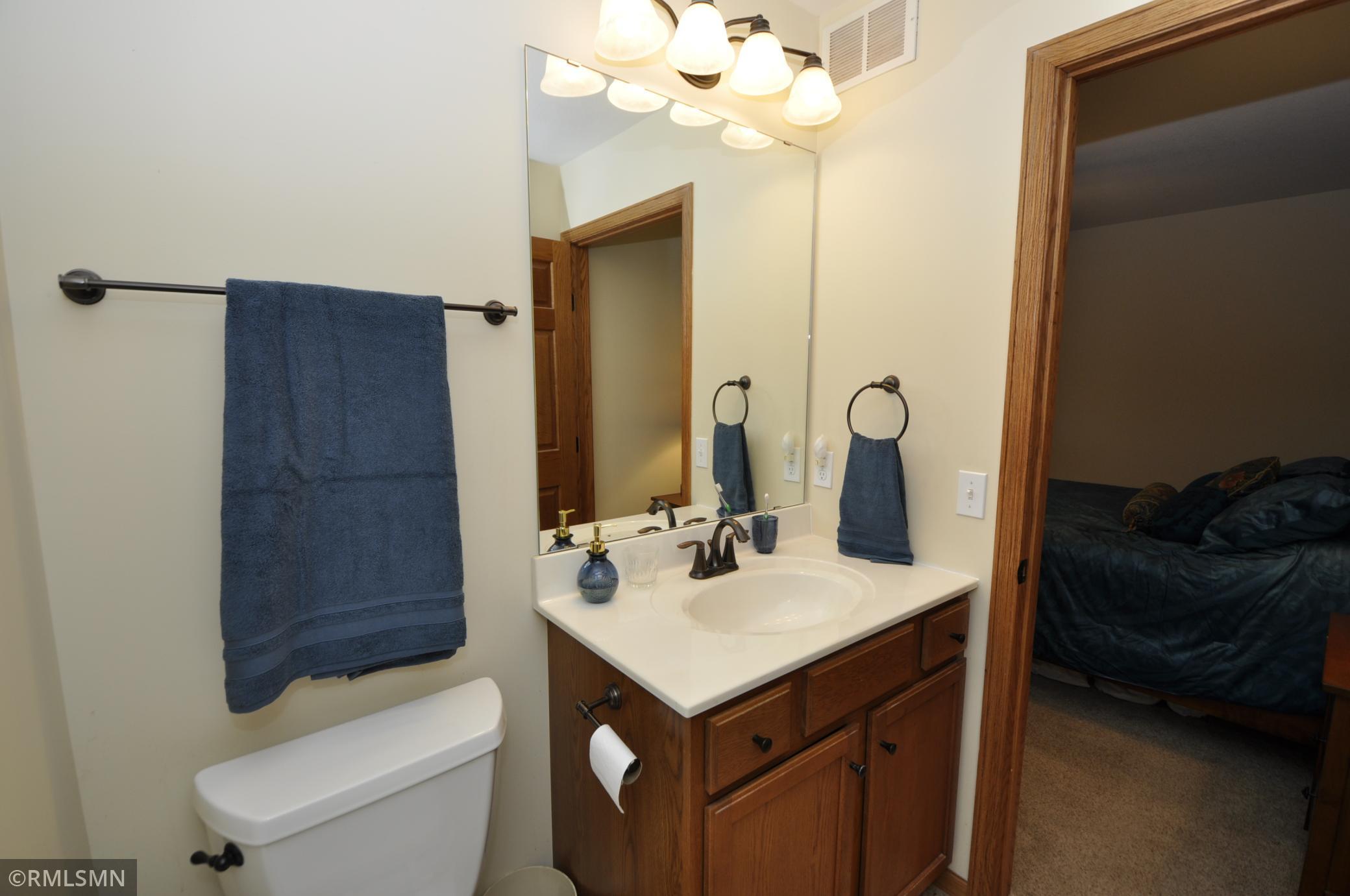 2672 Hawk Ridge Court Southeast Rochester, MN 55904 - Photo 14 of 40 Gallery Image 14