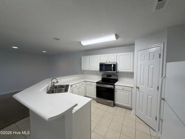 $239,000 | 5010 Hunters Trail, Unit 13, Wilmington, NC 28405