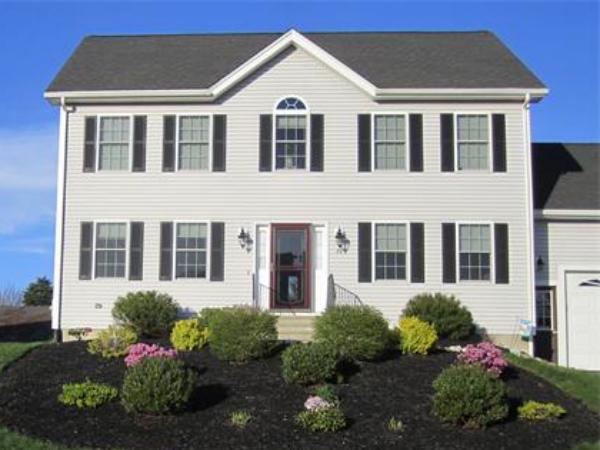 72 Redgate Road Dracut, MA 01826 - Photo 1 of 23 Gallery Image 1